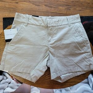 Calvin Klein khaki shorts sz.4